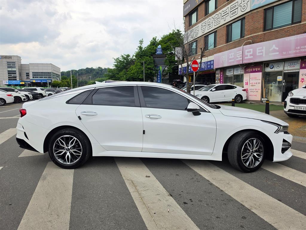 KIA K5 - Vista 7