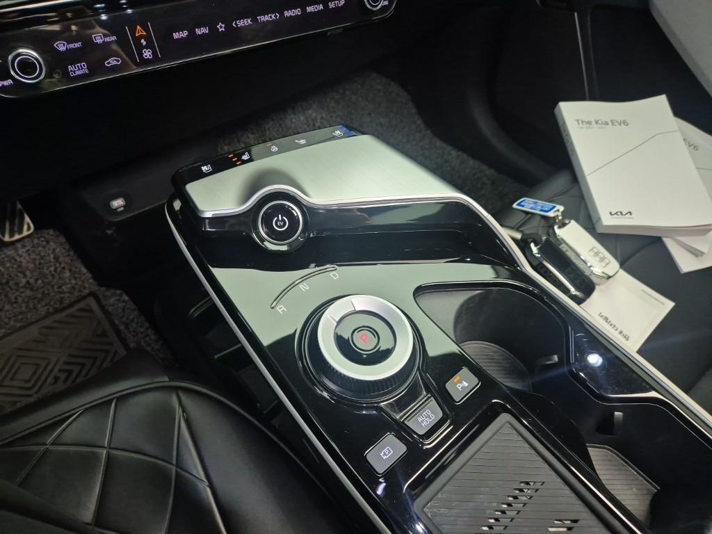 KIA EV6 - Vista 8