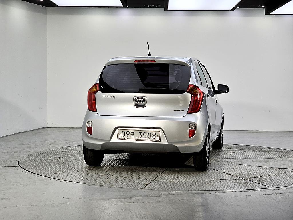 KIA Morning - Vista 3