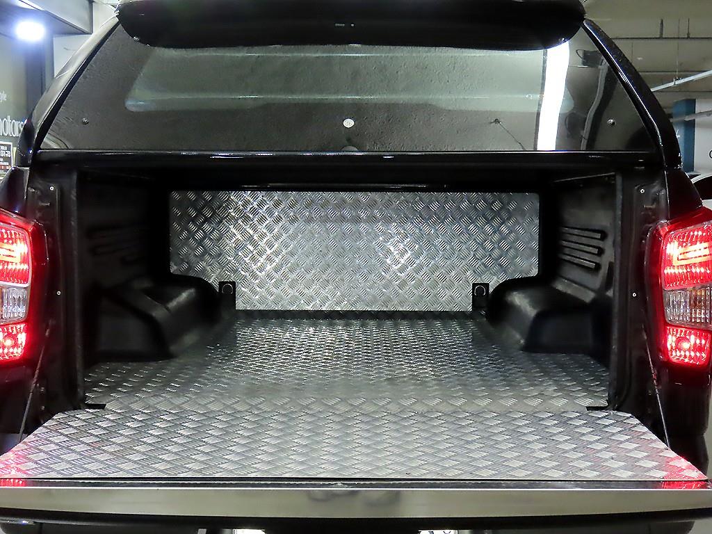 Ssangyong Rexton 2021 Negro - Importación desde Corea - HF Imports Iquique - Foto 18