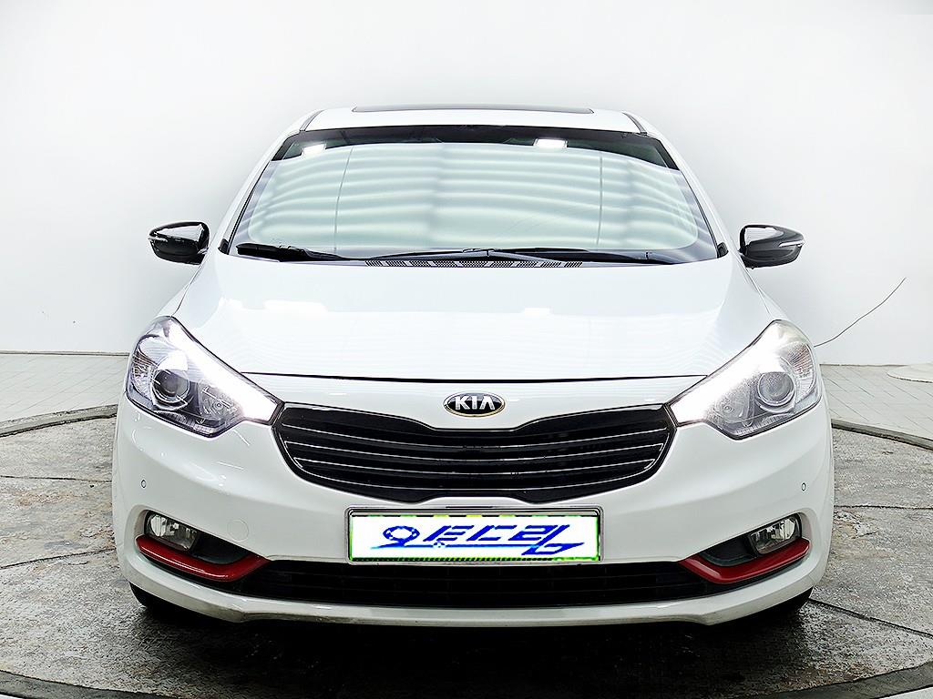 KIA K3 2014 Blanco - Importación desde Corea - HF Imports Iquique - Foto 1