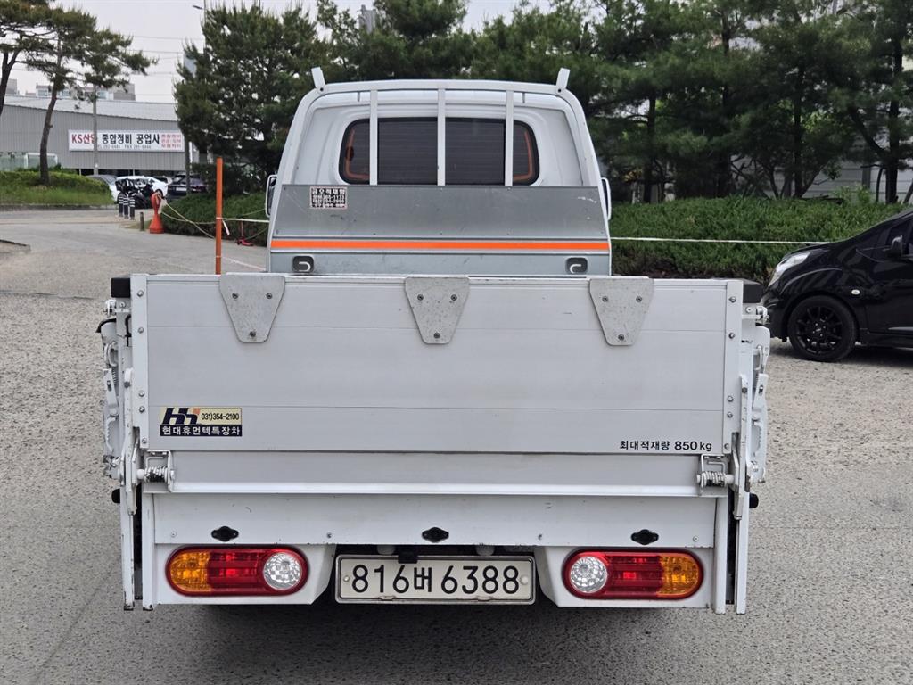 Small Truck Cargo (small) - Vista 4