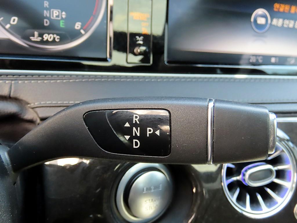 Mercedes Benz S Class - Vista 10