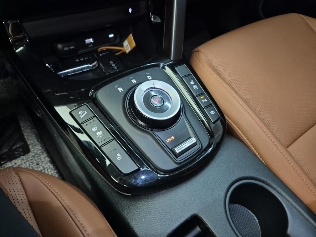 KIA Seltos - Vista 8