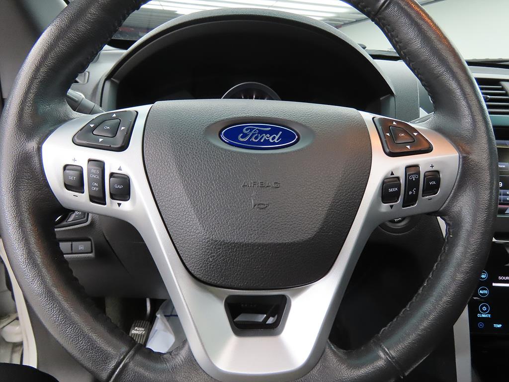 Ford Explorer - Vista 9