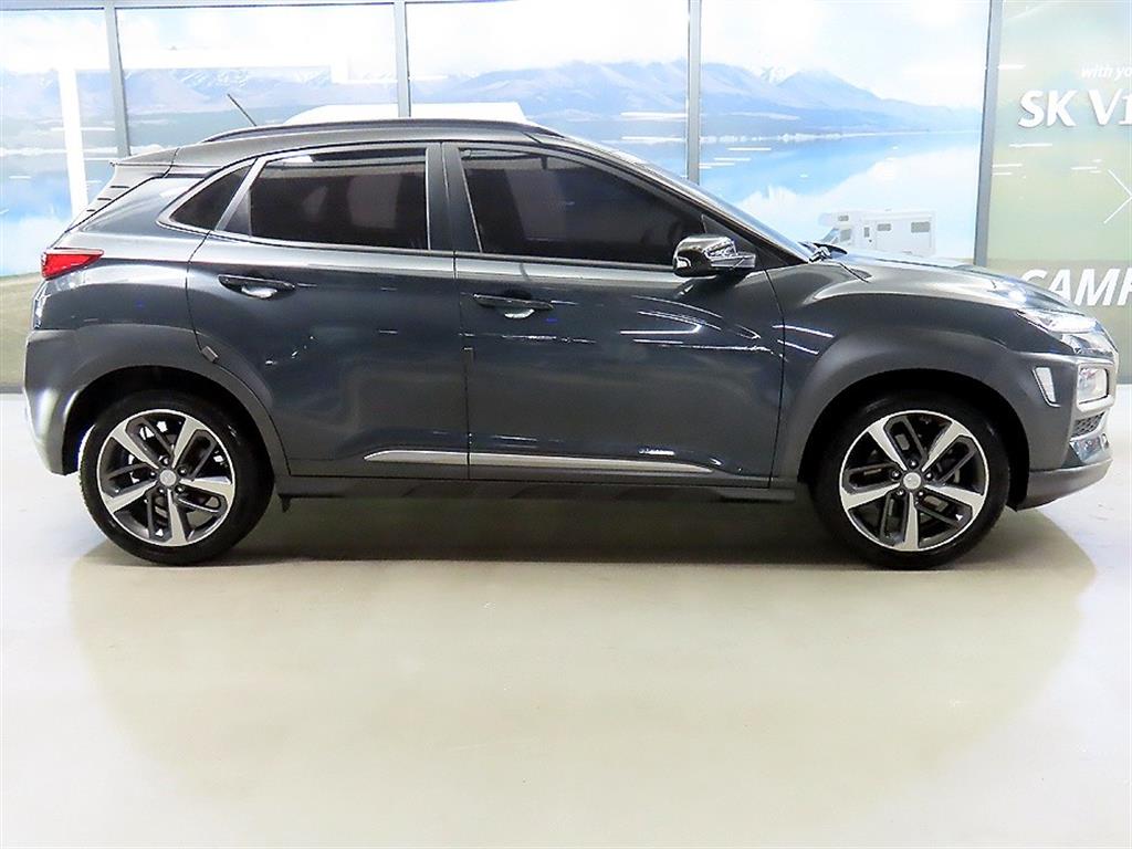HYUNDAI Kona - Vista 3