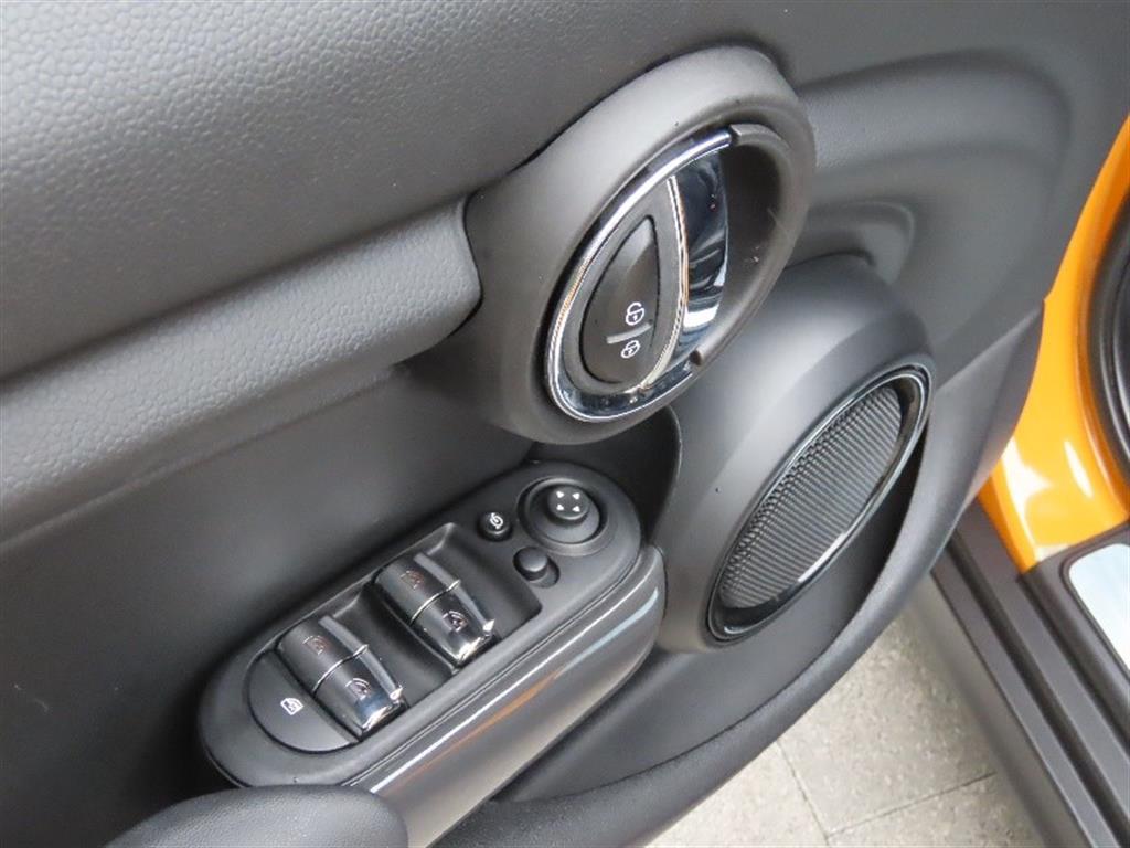 Mini Cooper 2018 Amarillo - Importación desde Corea - HF Imports Iquique - Foto 12