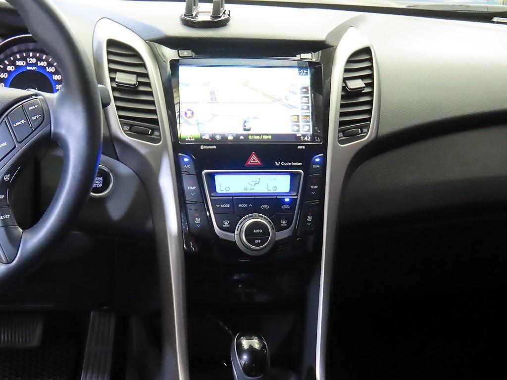 HYUNDAI i30 - Vista 11