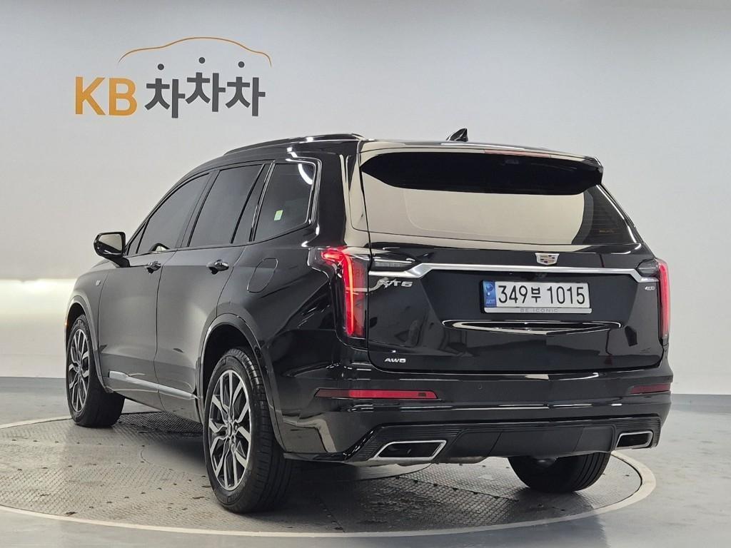Cadillac XT6 - Vista 3