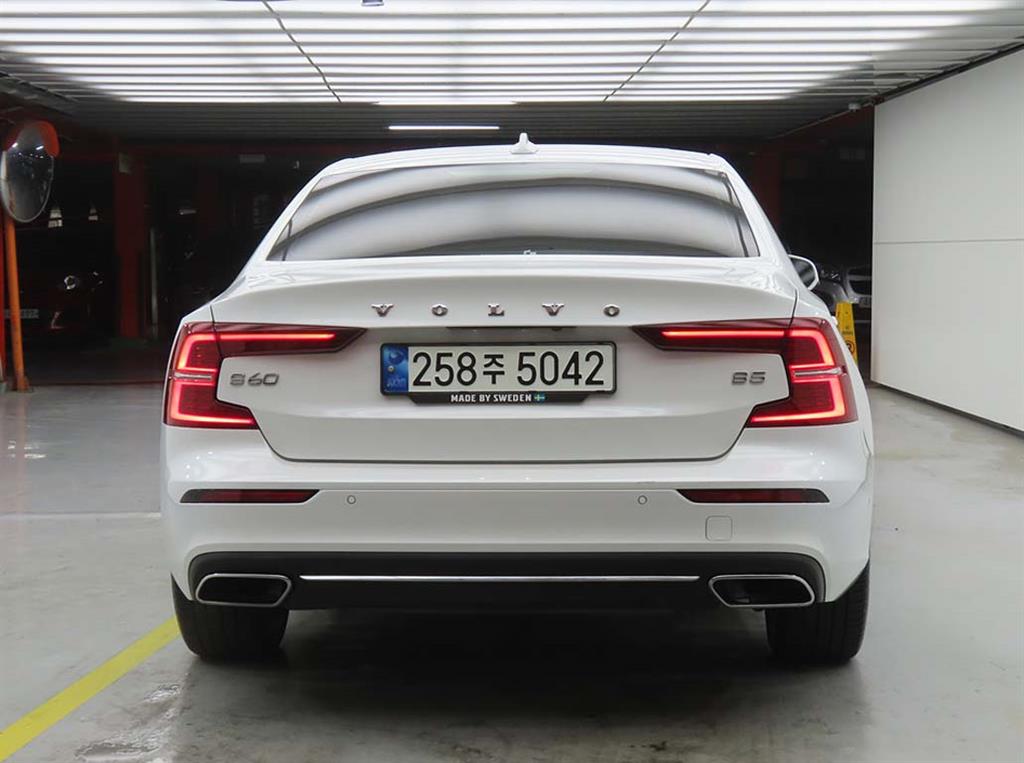 Volvo S60 - Vista 3