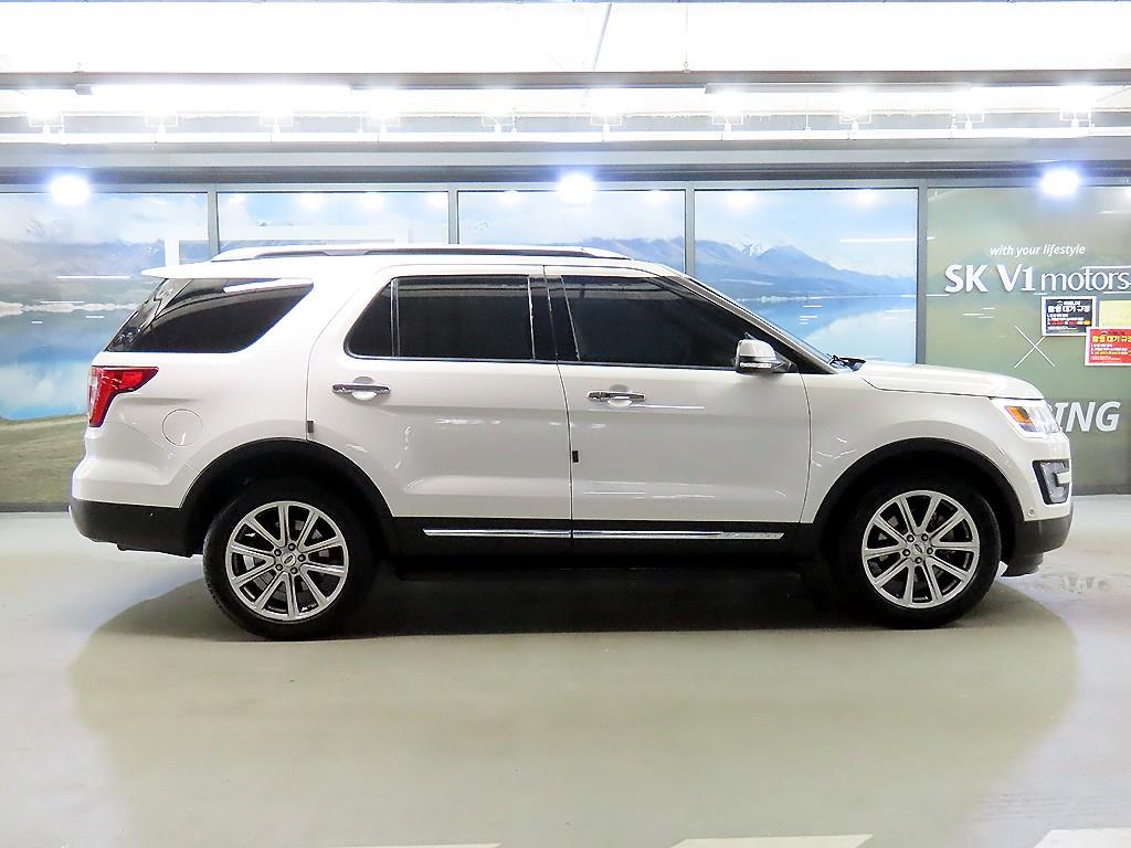 Ford Explorer - Vista 3