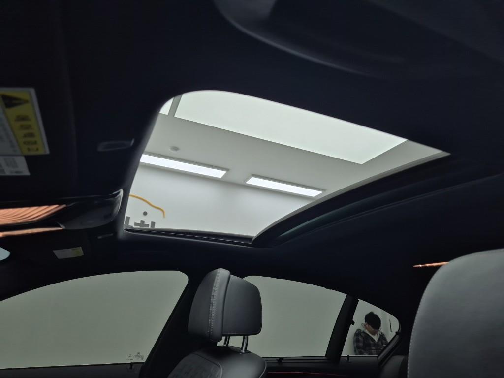BMW 5 Series 2018 Negro - Importación desde Corea - HF Imports Iquique - Foto 13