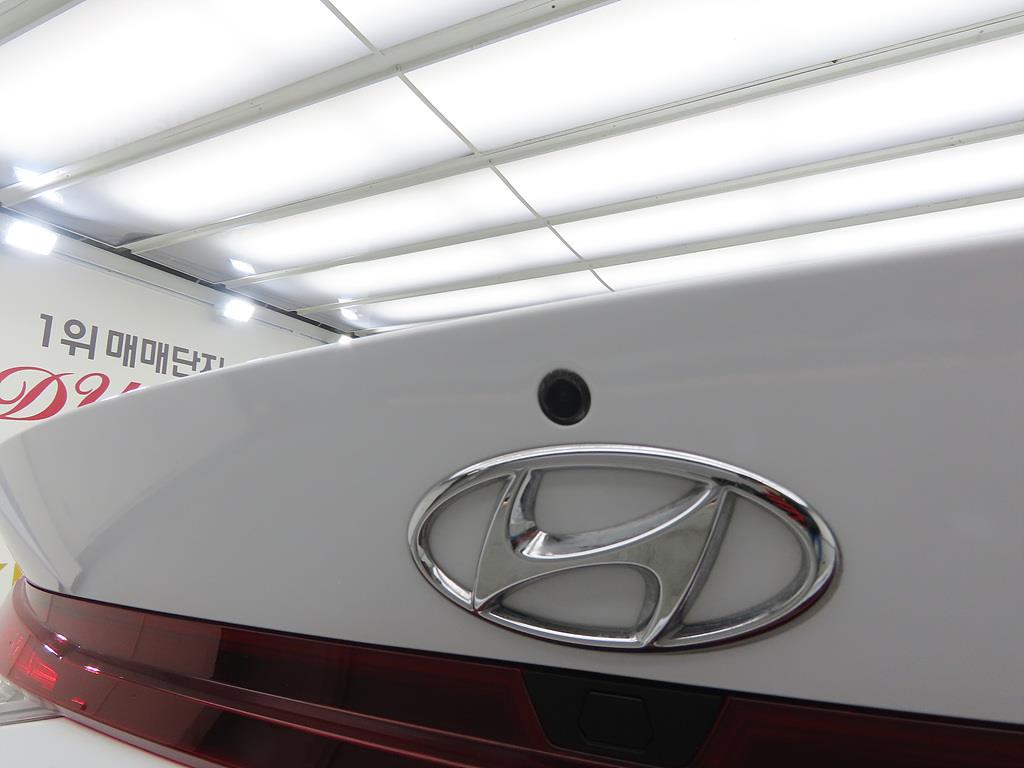 HYUNDAI Avante 2022 Blanco - Importación desde Corea - HF Imports Iquique - Foto 16