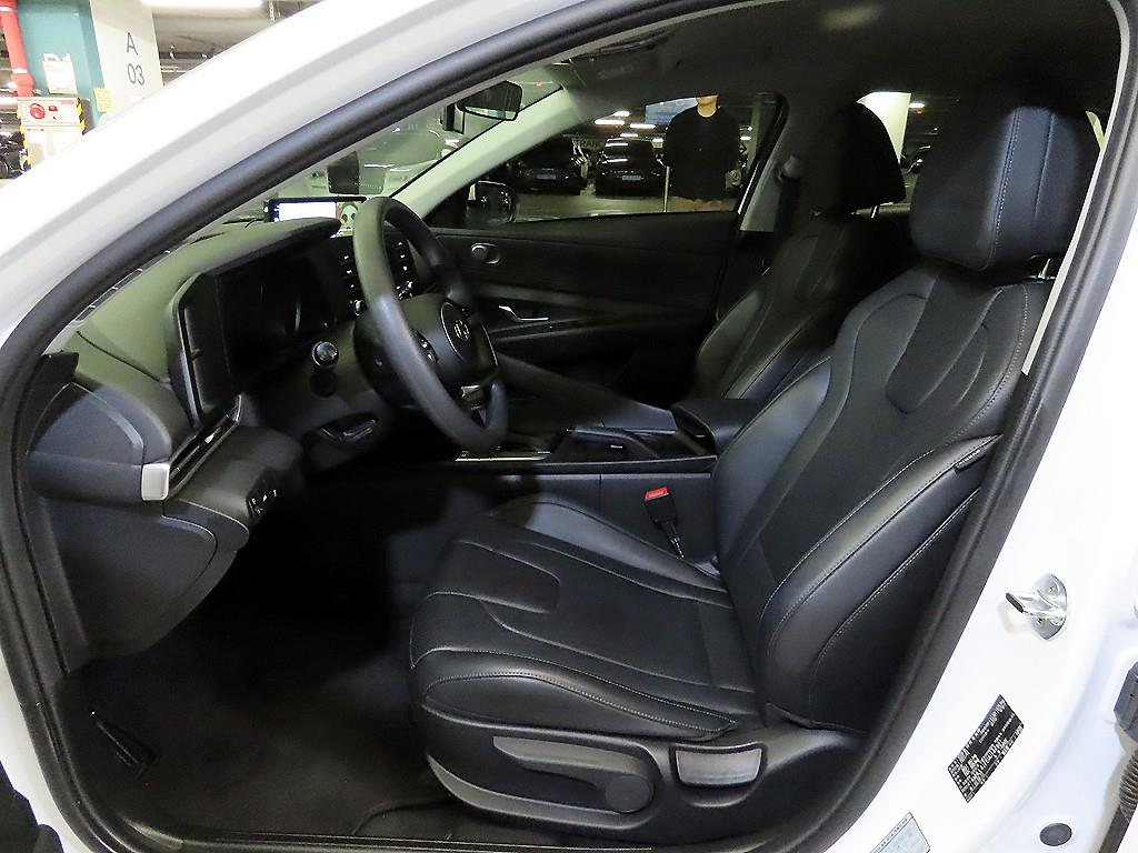 HYUNDAI Avante - Vista 6