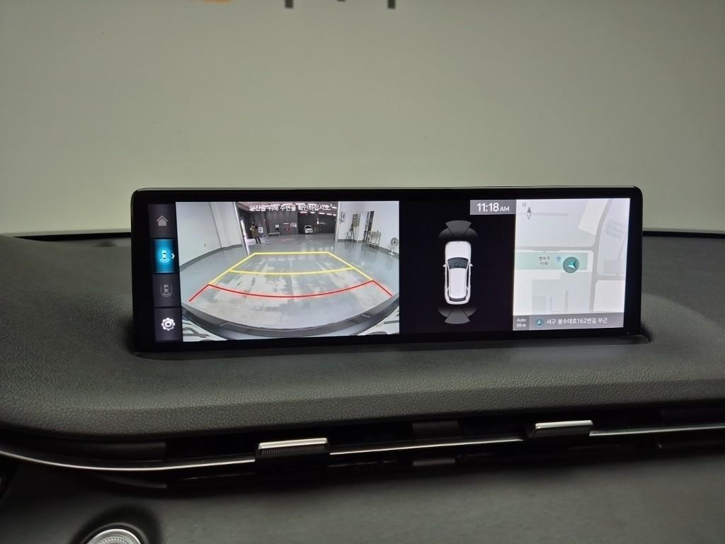 Genesis GV70 - Vista 11