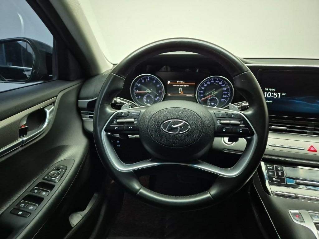 HYUNDAI Grandeur - Vista 9