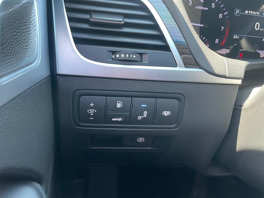 Genesis G80 2018 Gris - Importación desde Corea - HF Imports Iquique - Foto 13