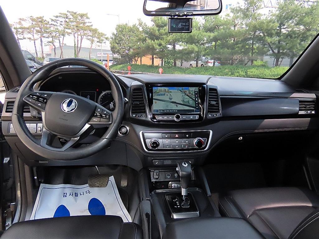 Ssangyong Rexton - Vista 7