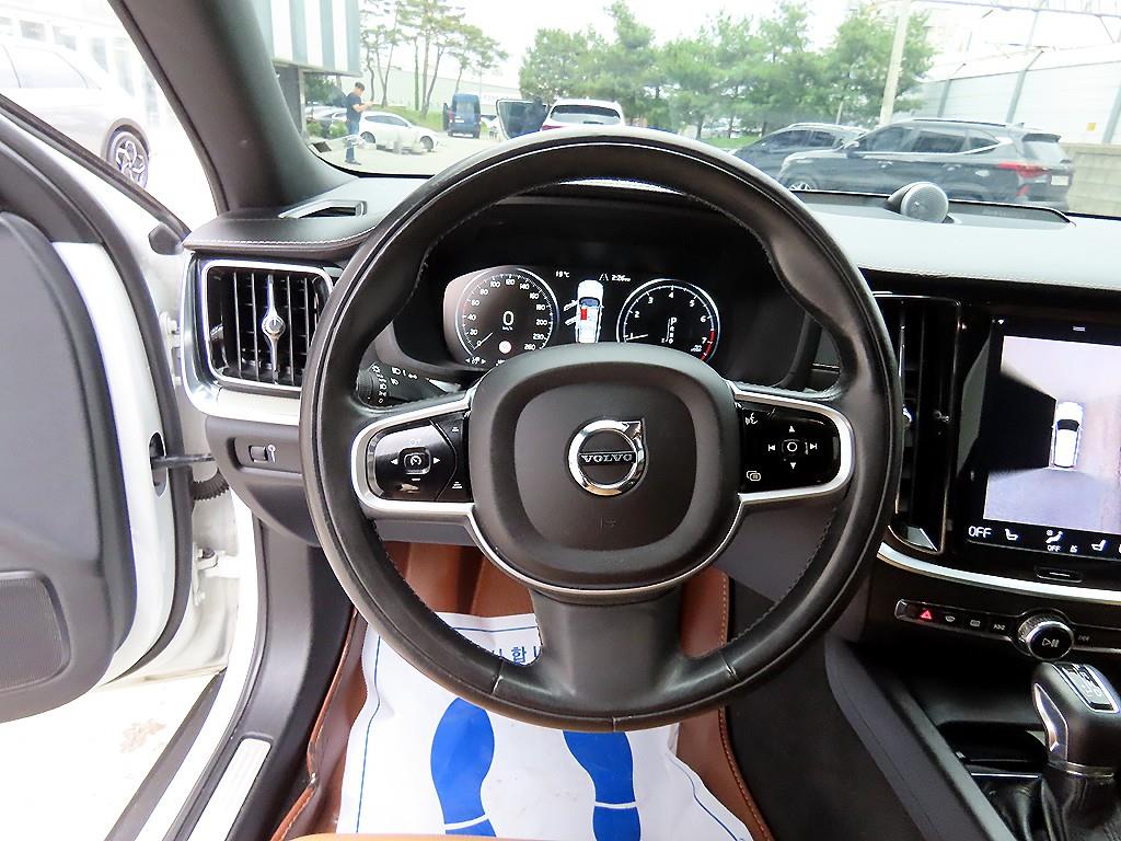 Volvo V60 - Vista 8