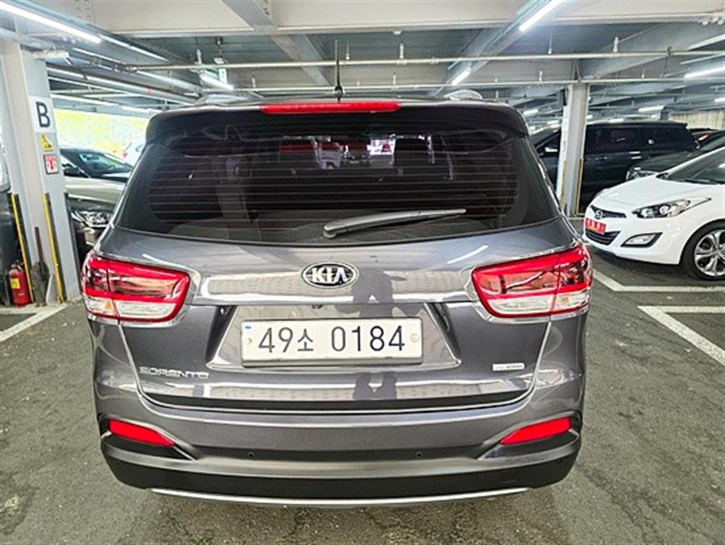 KIA Sorento - Vista 3