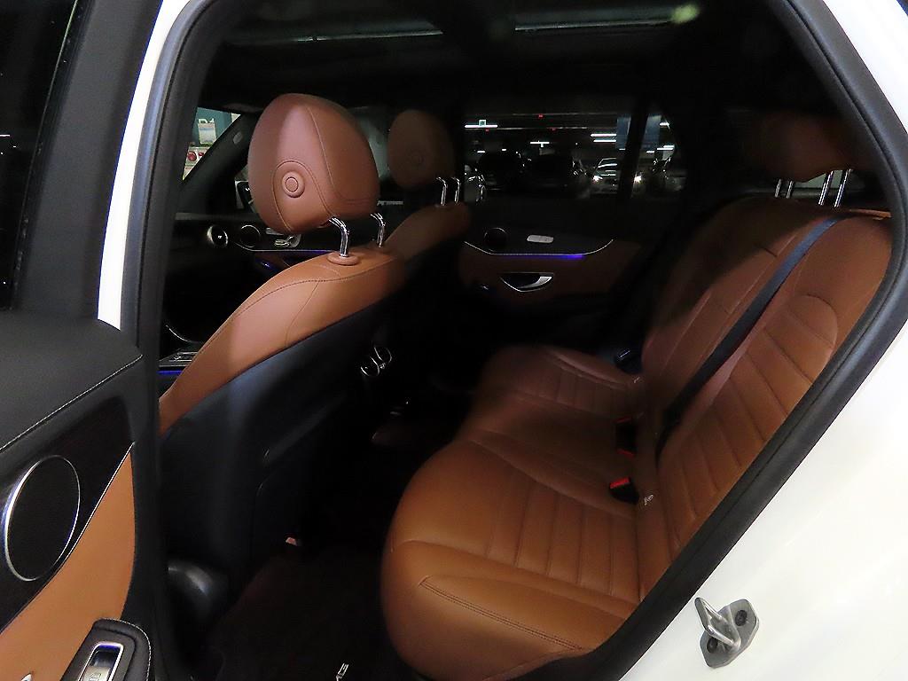 Mercedes Benz GLC Class - Vista 7