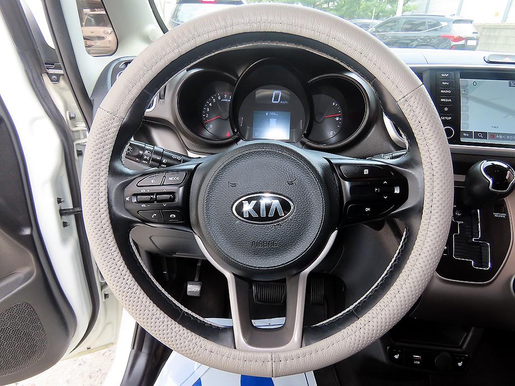 KIA Ray - Vista 8