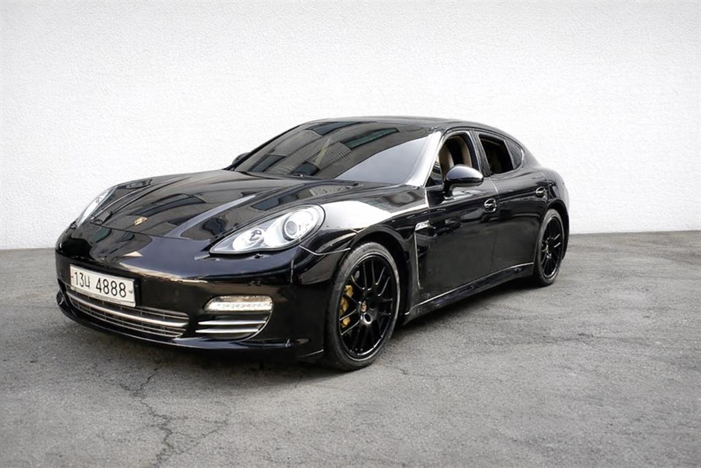 Porsche Panamera - Vista 2