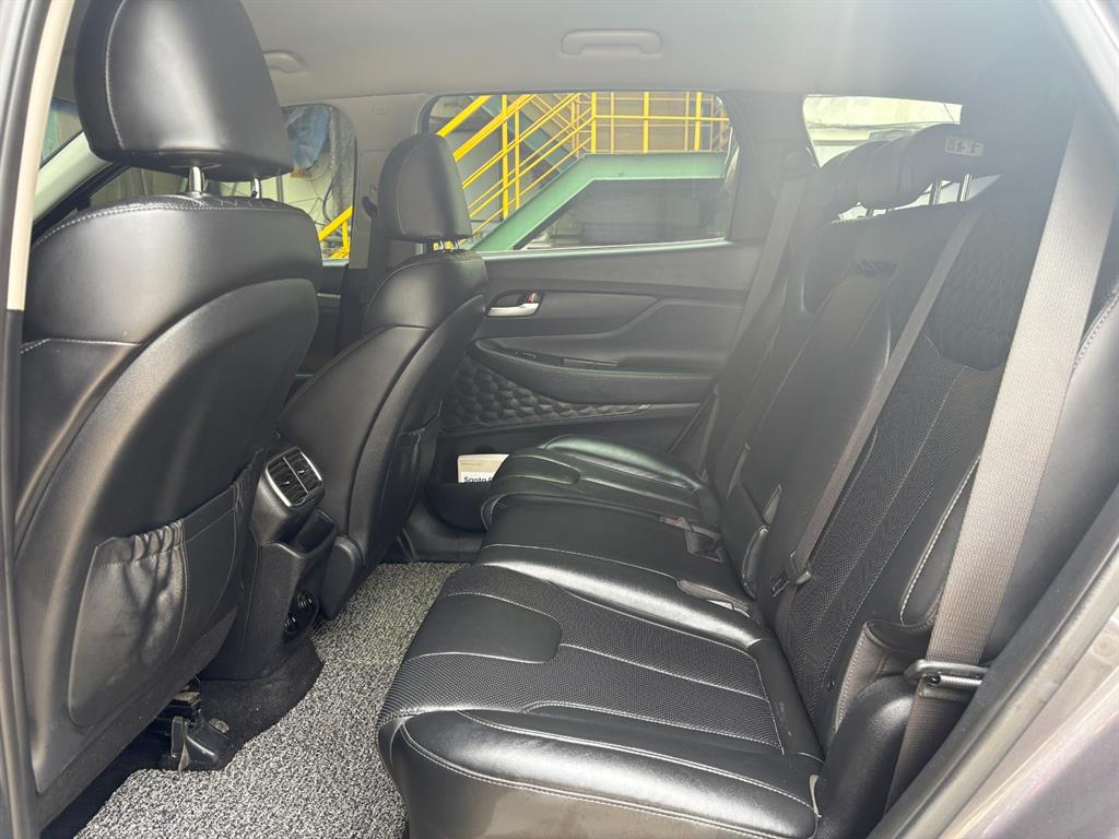 HYUNDAI Santa Fe - Vista 11