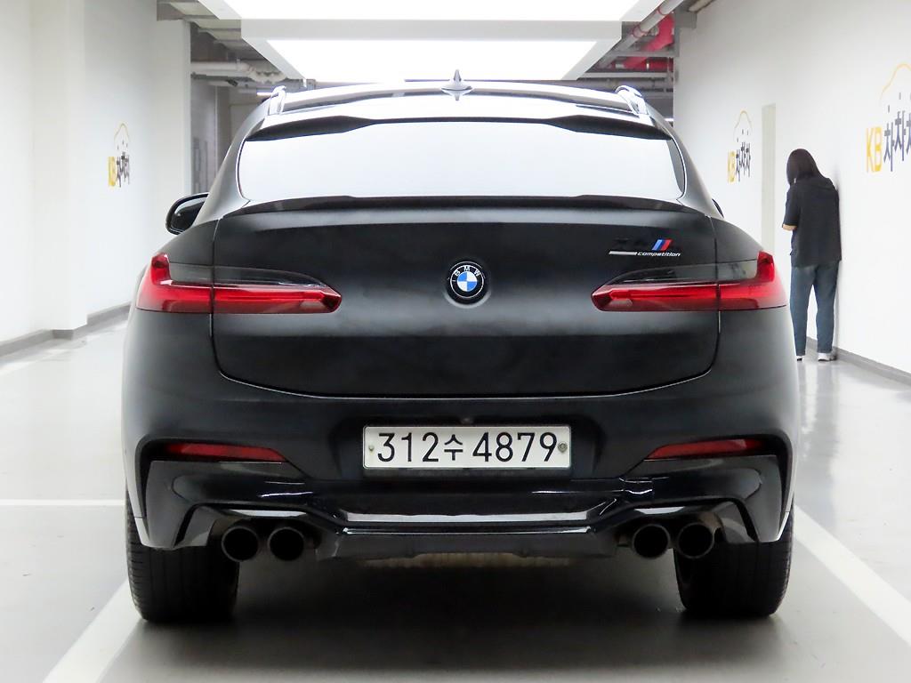 BMW X4M - Vista 3