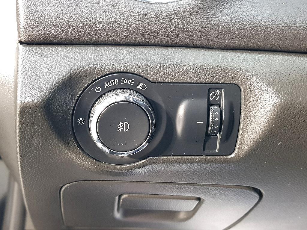 Chevrolet Cruise - Vista 11