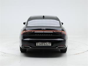 HYUNDAI Grandeur - Vista 10