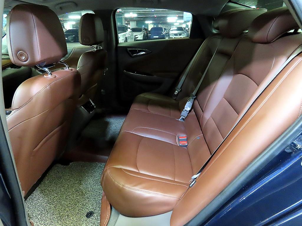 Chevrolet Malibu - Vista 7