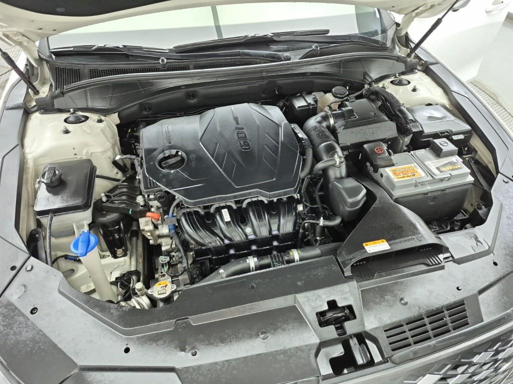 HYUNDAI Grandeur - Vista 6