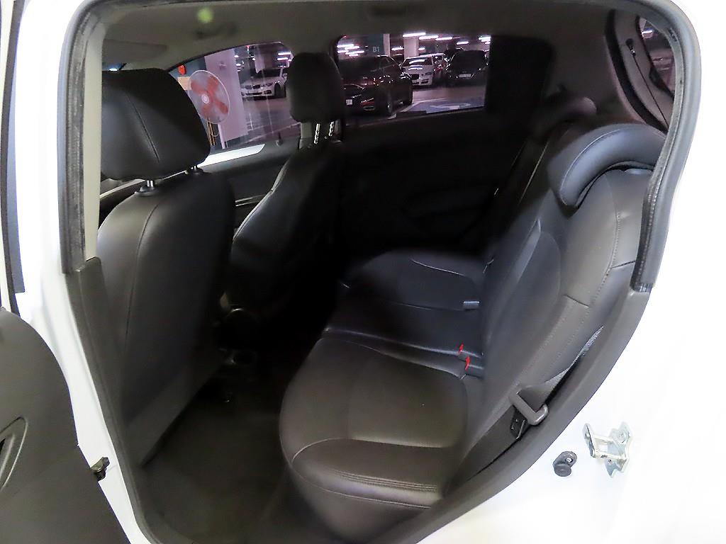 Chevrolet Spark - Vista 7