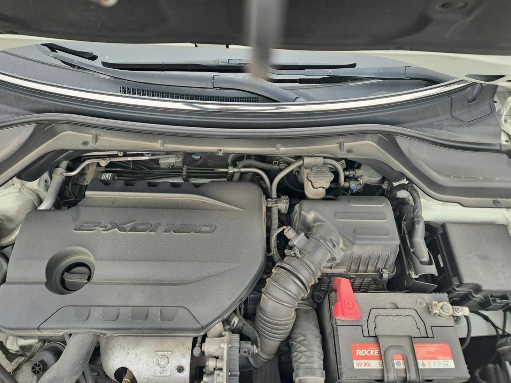 Ssangyong Tivoli - Vista 10