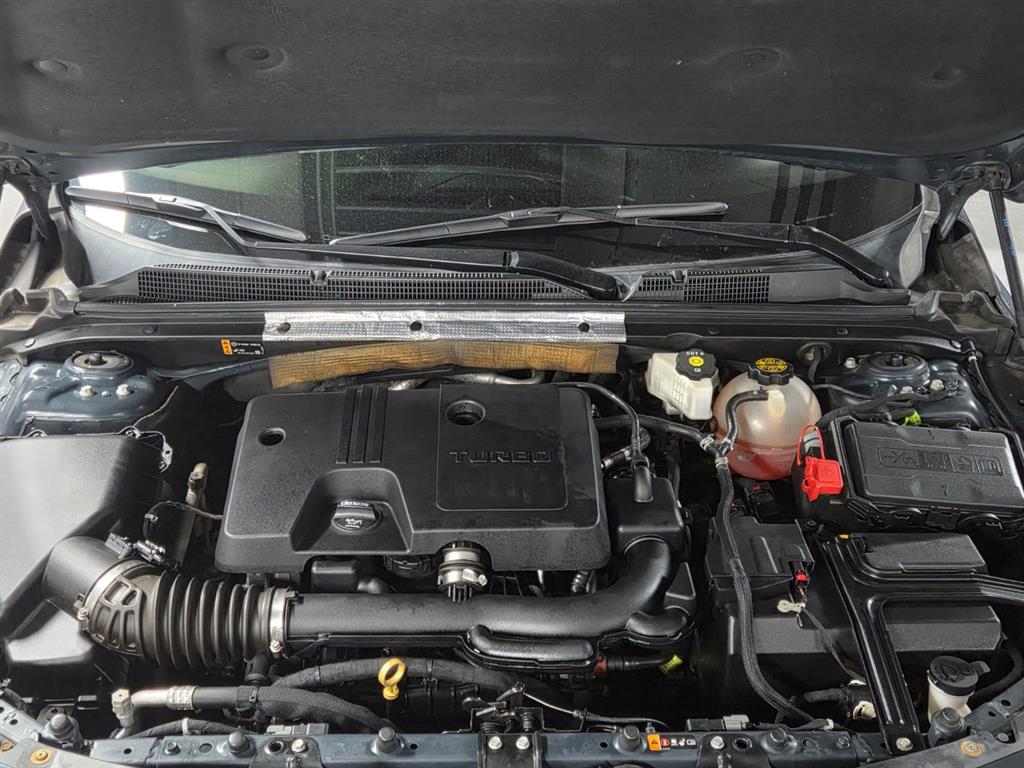 Chevrolet Malibu - Vista 6