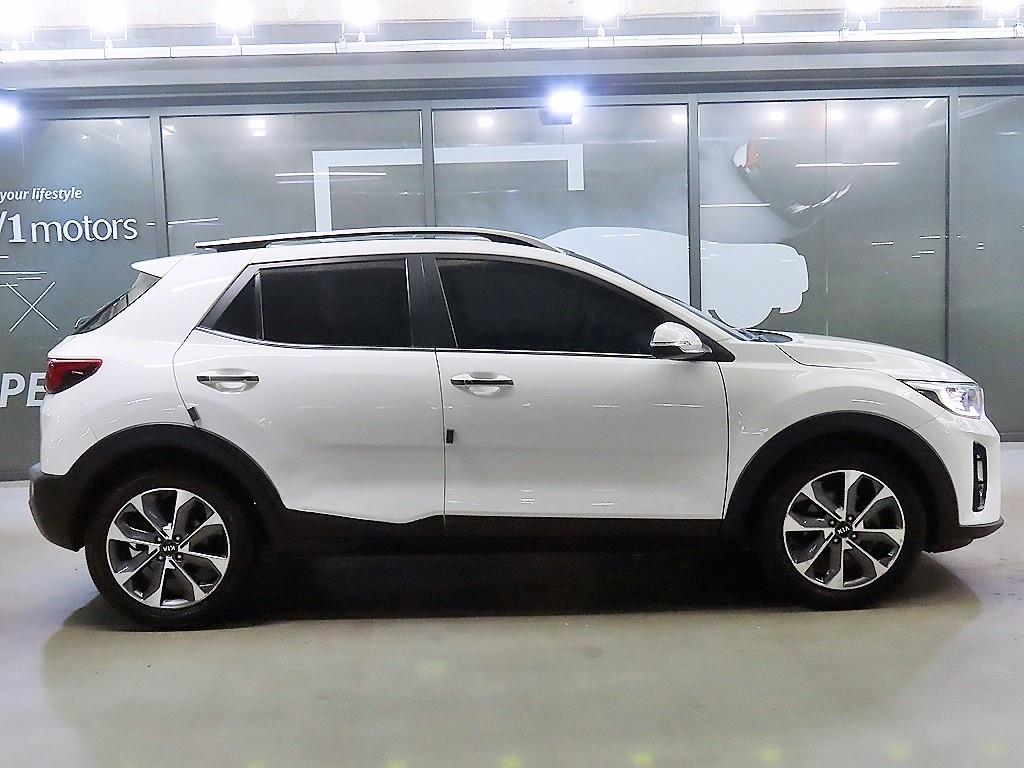 KIA Stonic - Vista 3