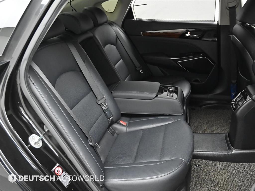 KIA K7 - Vista 12
