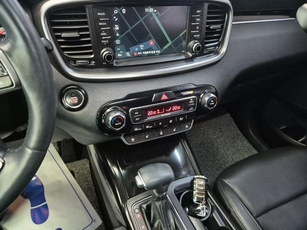 KIA Sorento - Vista 10