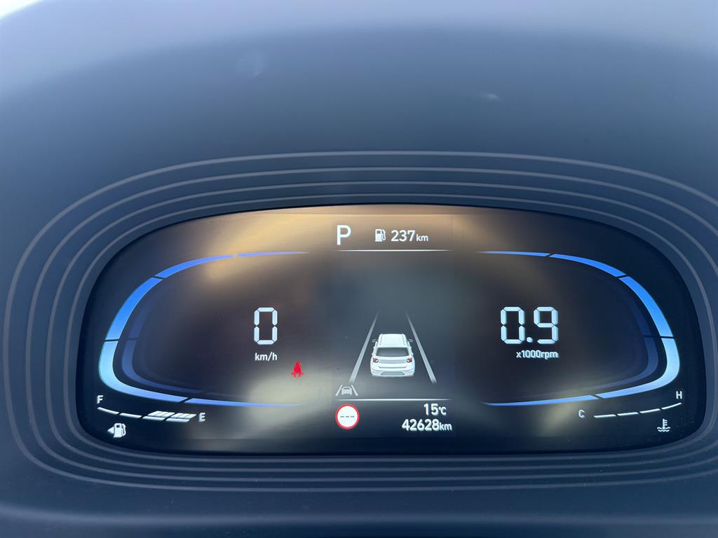 HYUNDAI Venue - Vista 5
