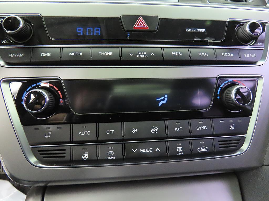 HYUNDAI Sonata - Vista 11