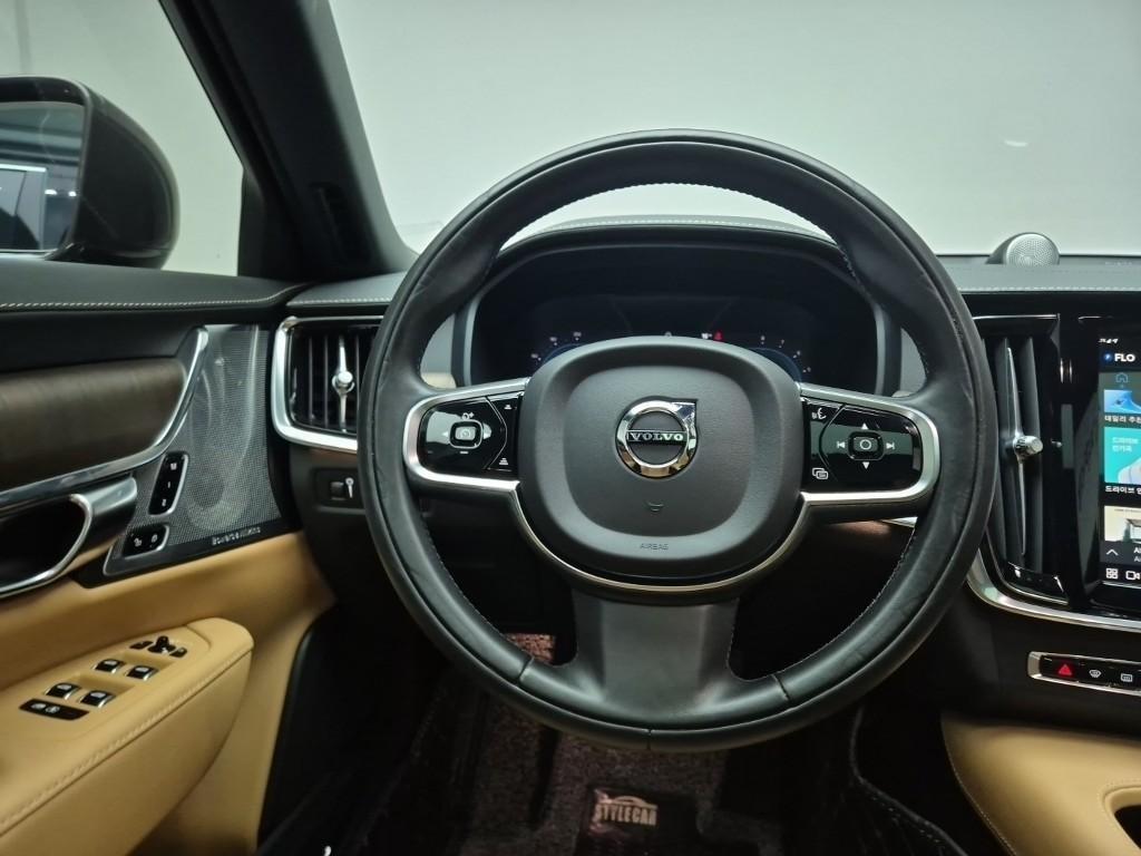 Volvo S90 - Vista 9