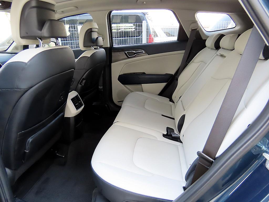 KIA Sportage - Vista 6