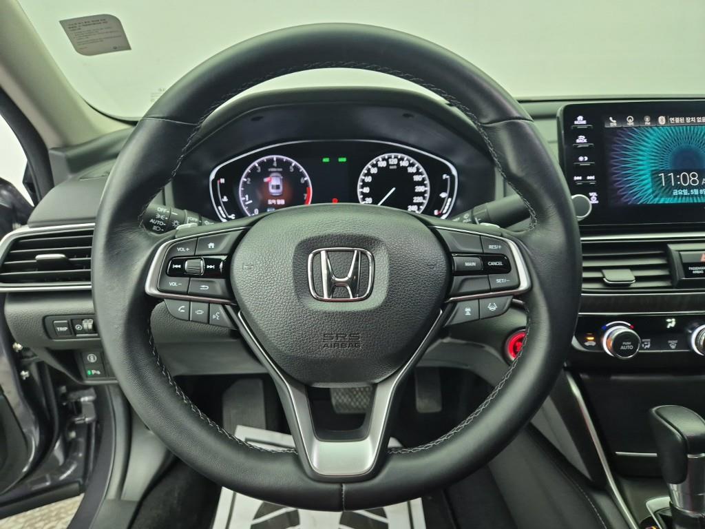 Honda Accord - Vista 9