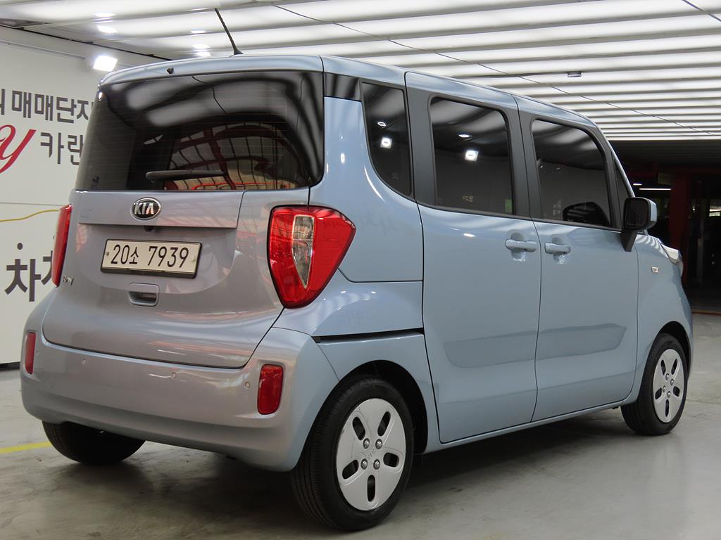 KIA Ray - Vista 4