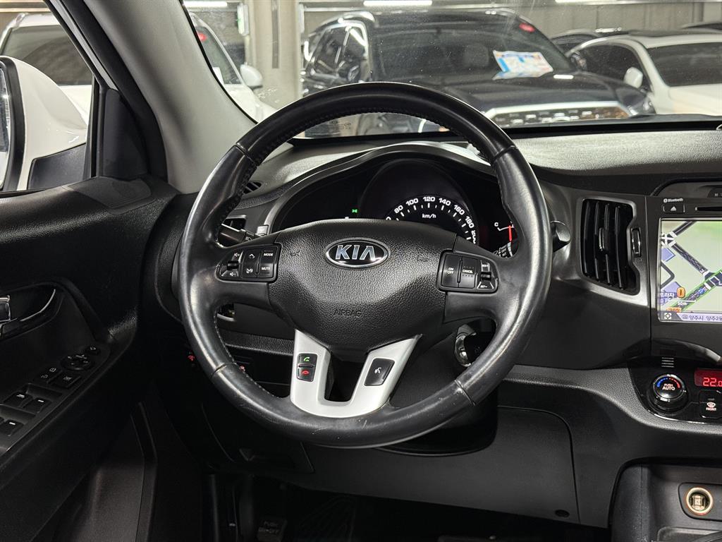 KIA Sportage - Vista 9