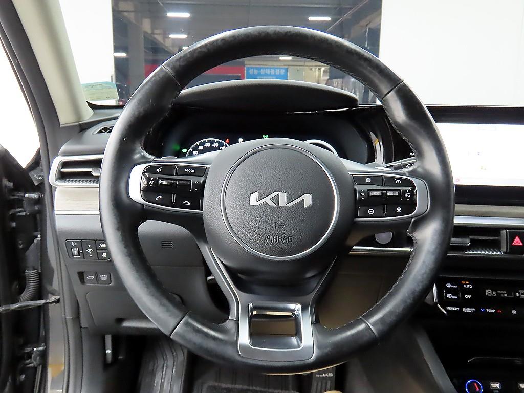 KIA K5 - Vista 9