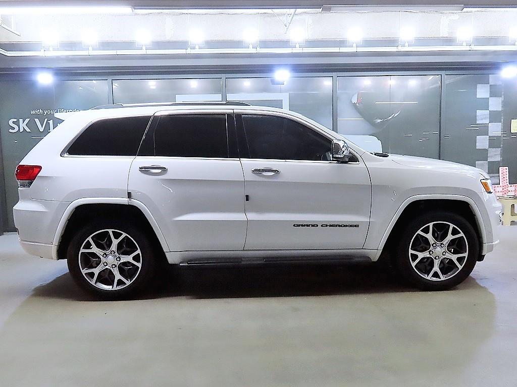 Jeep Cherokee - Vista 3