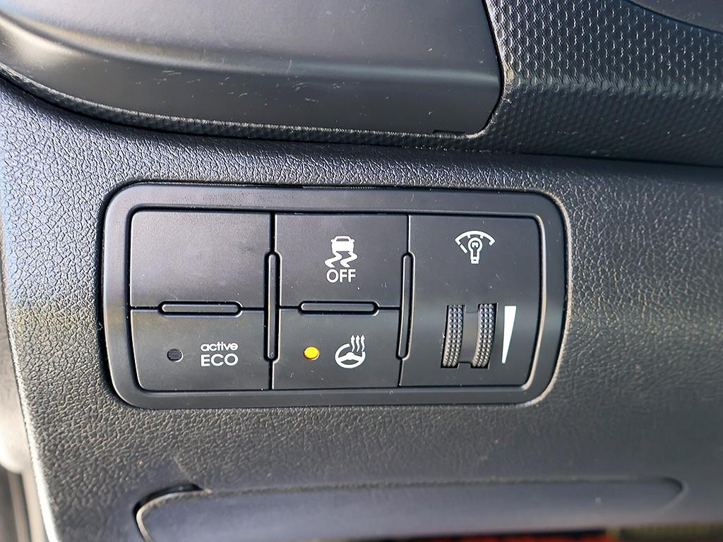 HYUNDAI Accent 2017 Negro - Importación desde Corea - HF Imports Iquique - Foto 12