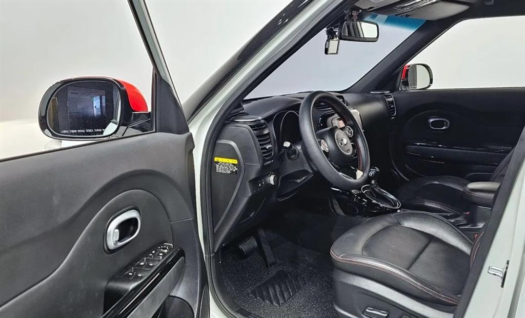 KIA Soul - Vista 10